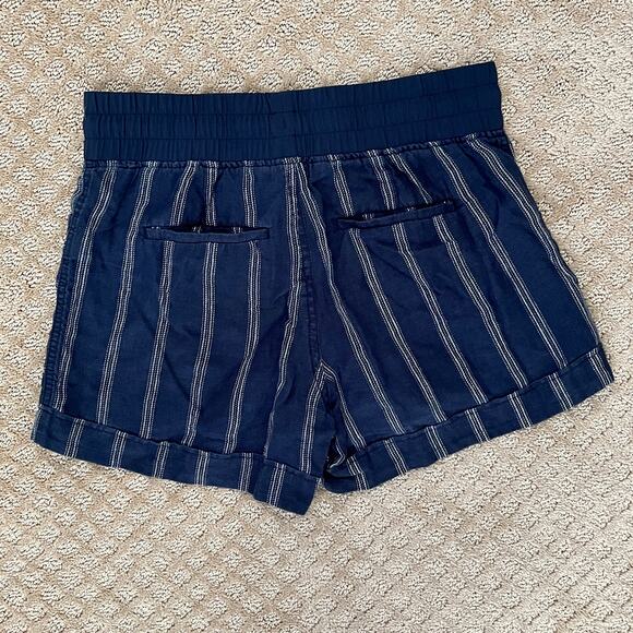Athleta Cabo Linen 4" Striped Shorts Navy White Striped - Picture 3 of 6